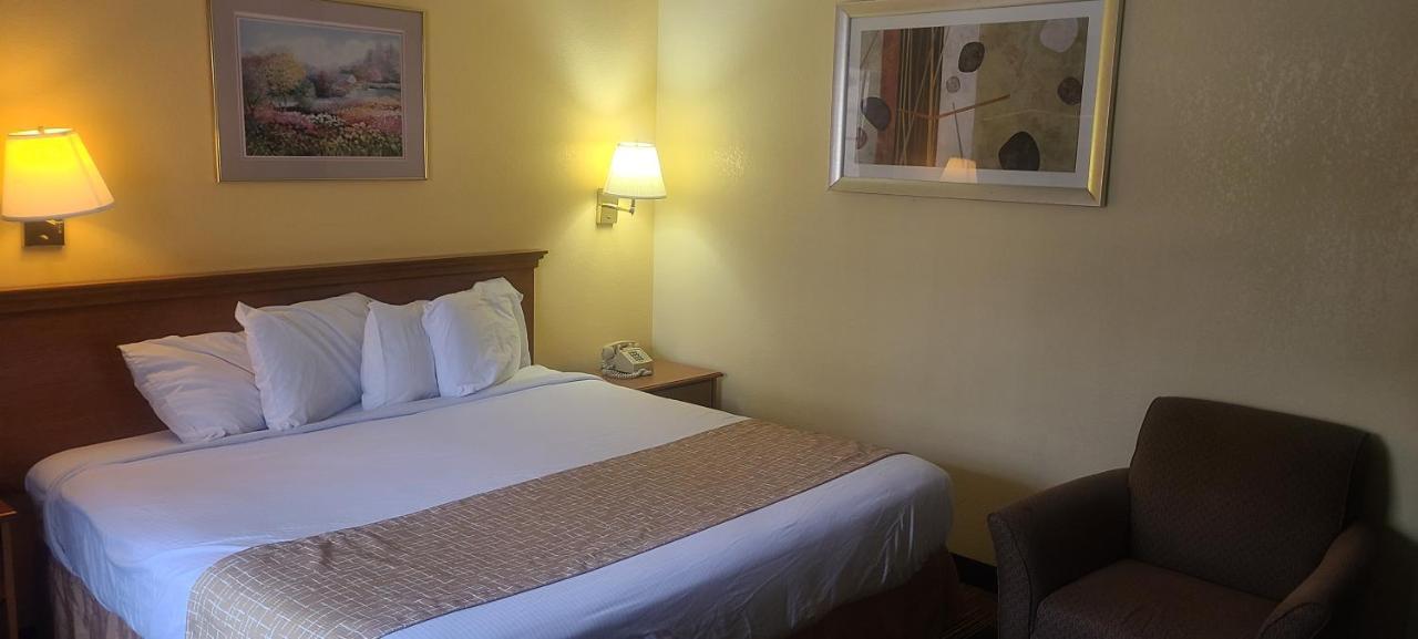 Hotel Travelodge By Wyndham Airport Platte
