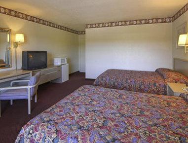 Travelodge By Wyndham Airport Platte Hotel Platte City